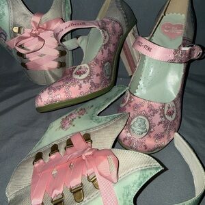 NWOT- Hot Chocolate-Elegant Pink and Green Patterned Heels